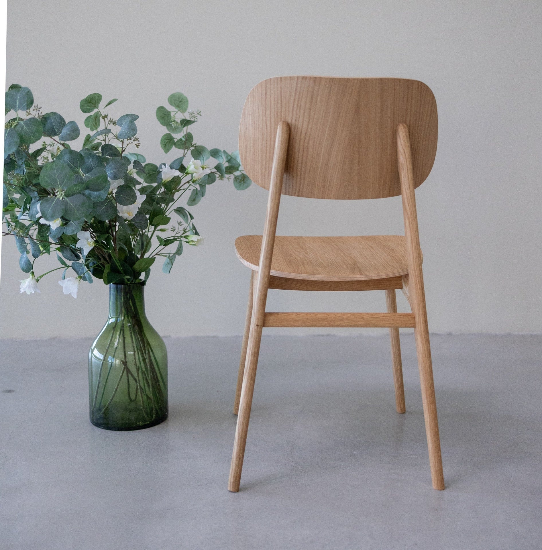 Chaise de salle à manger en bois massif de chêne Varde – Lot de 2 ou 4 chaises - NordicStory - Image 10