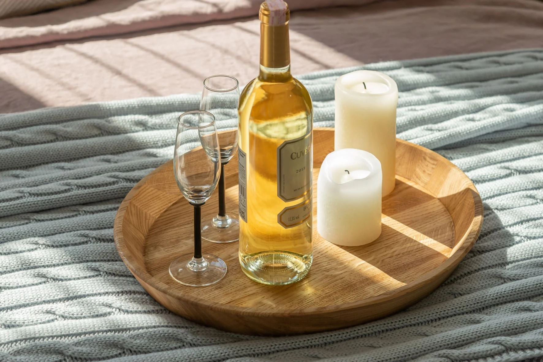 Plateau décoratif ovale en bois massif de chêne Lola - NordicStory - Image 3