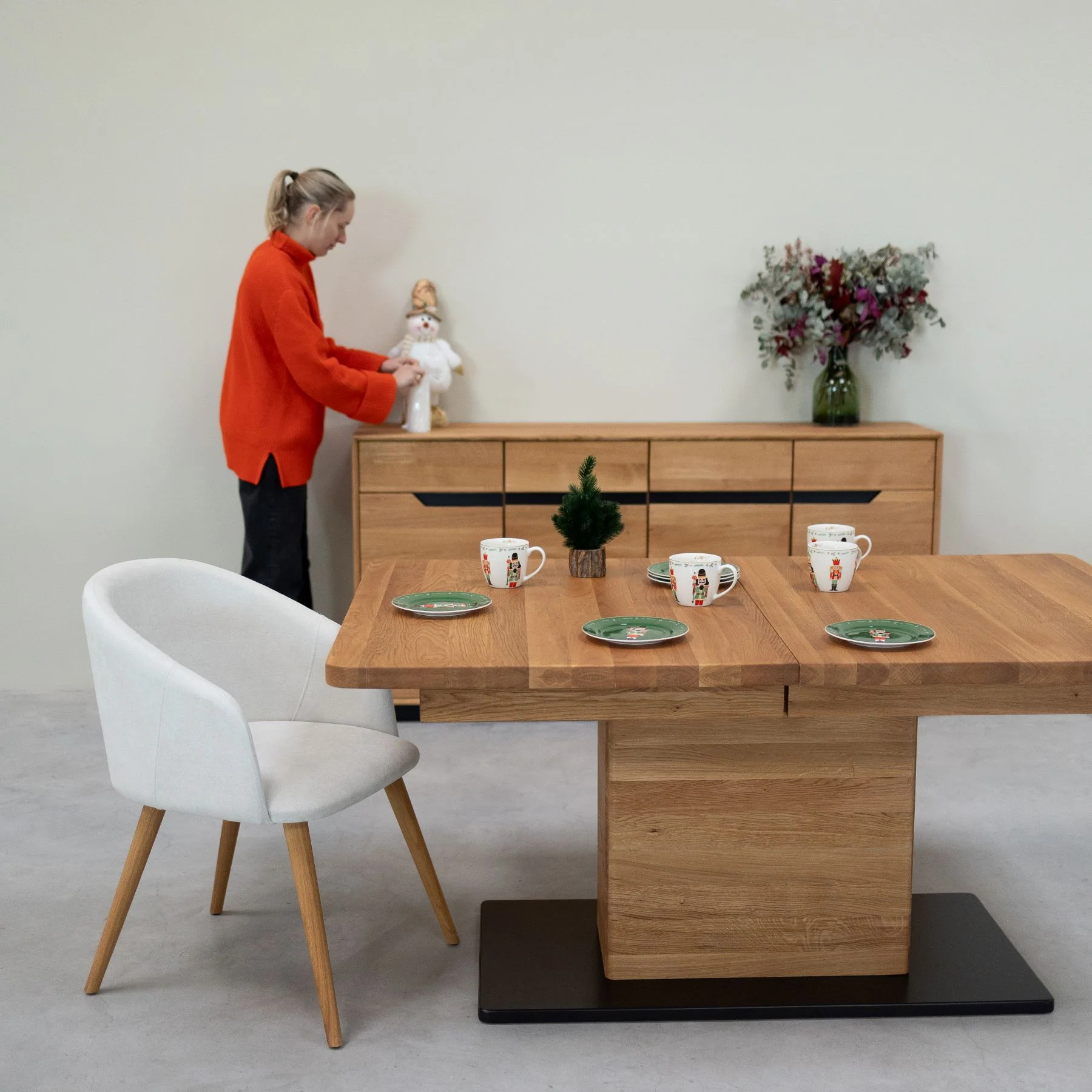 Table à manger extensible en bois massif de chêne Bremen - NordicStory - Image 10
