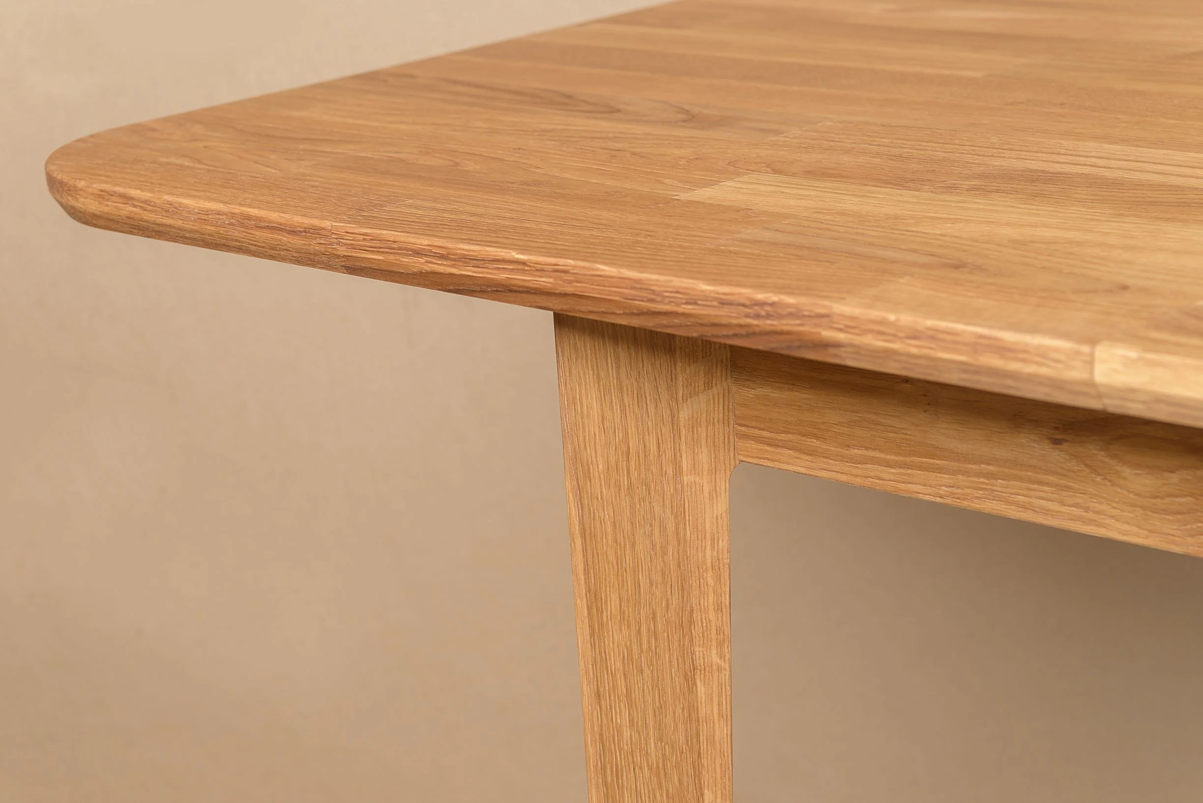 Table à manger extensible en bois massif de chêne France - NordicStory - Image 9