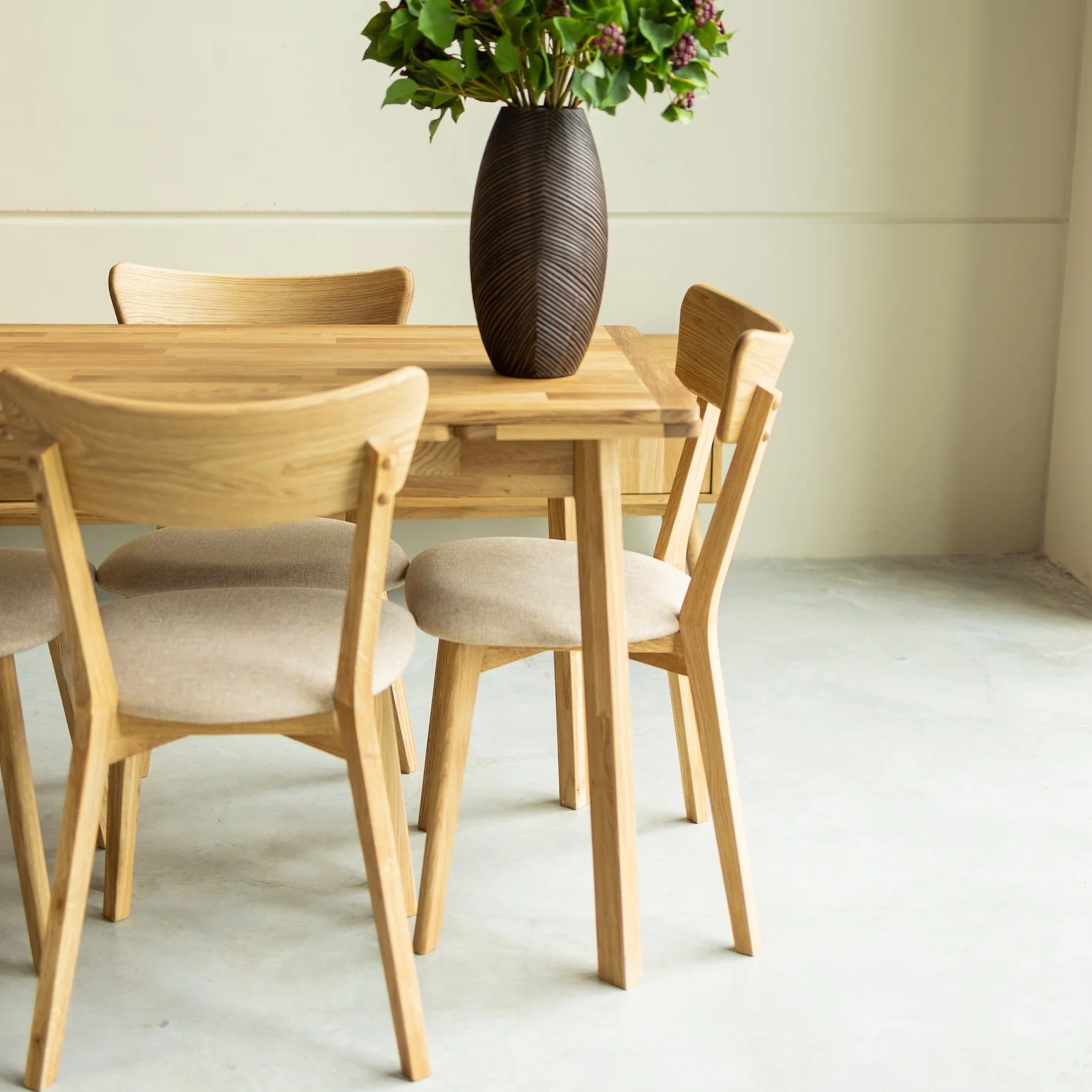 Table à manger extensible en chêne massif Mini 1 - NordicStory - Image 10