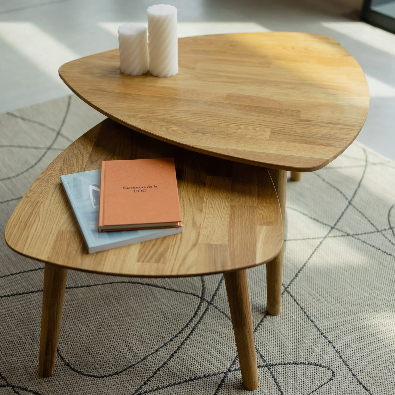 Table basse gigogne en bois massif de chêne Escandi 2 - NordicStory - Image 4