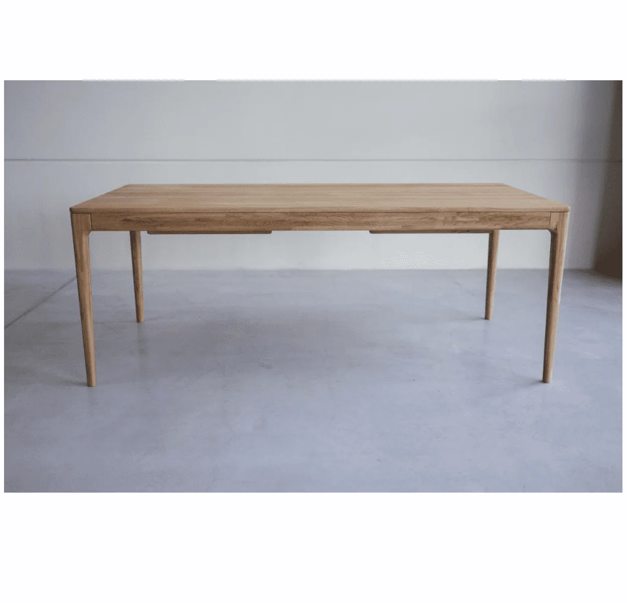 Table à manger extensible en bois massif de chêne Bergamo - NordicStory - Image 14