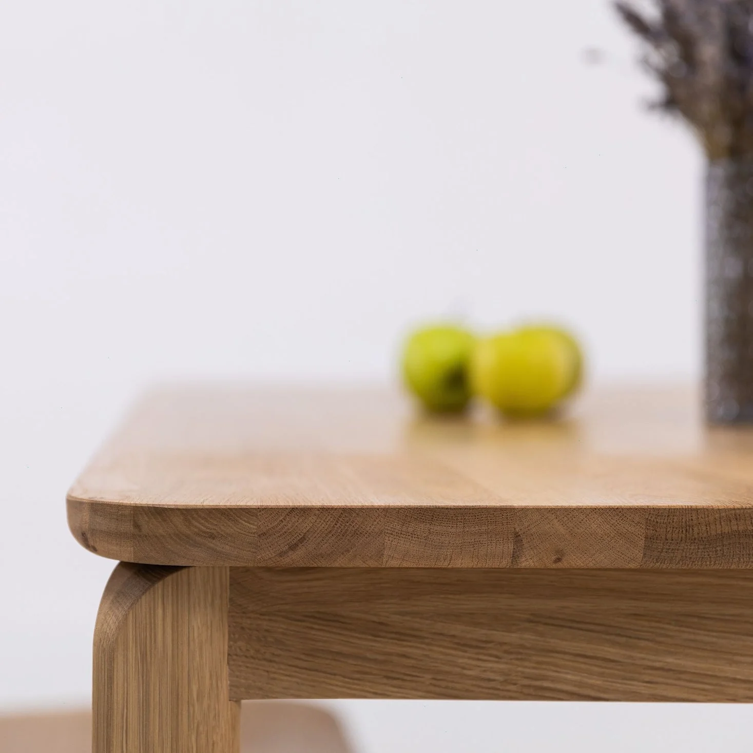 Table à manger fixe en bois massif GOLF - KARPIS - Image 2