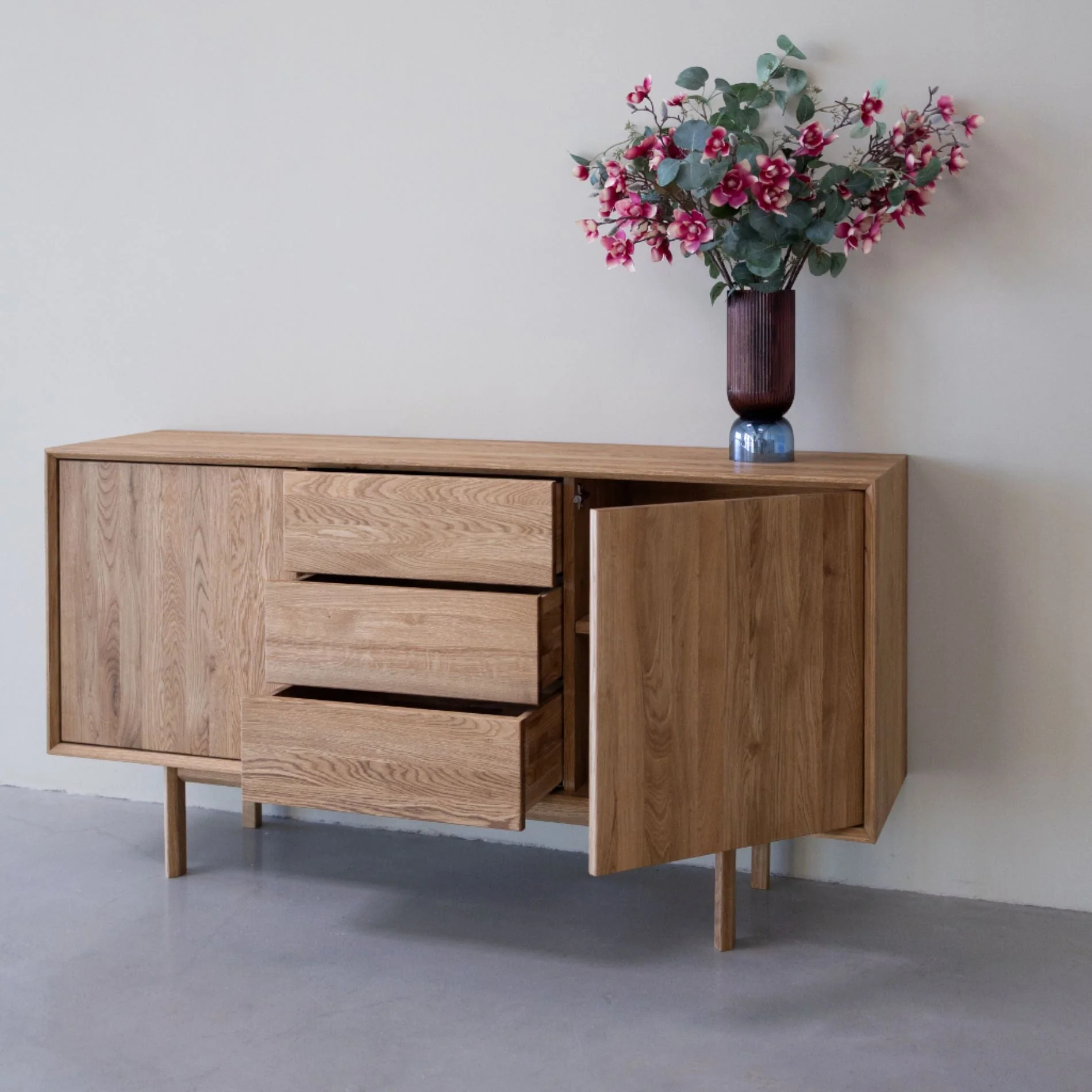 Buffet commode en bois massif de chêne Kodama 3 - VESKOR - Image 3
