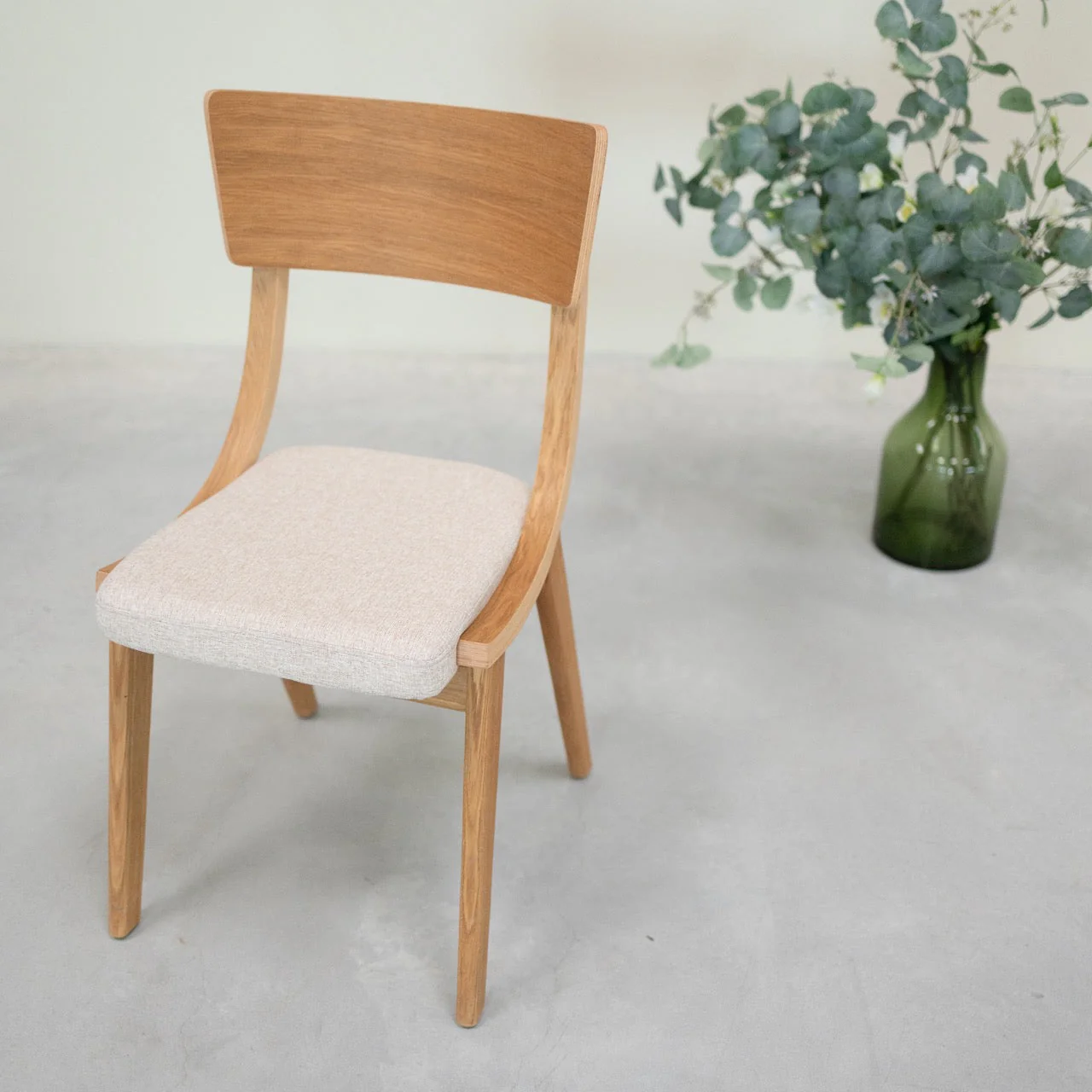 Chaise en bois massif de chêne Lucas, revêtement Gris/Beige - Lot de 2 ou 4 chaises - VESKOR - Image 6