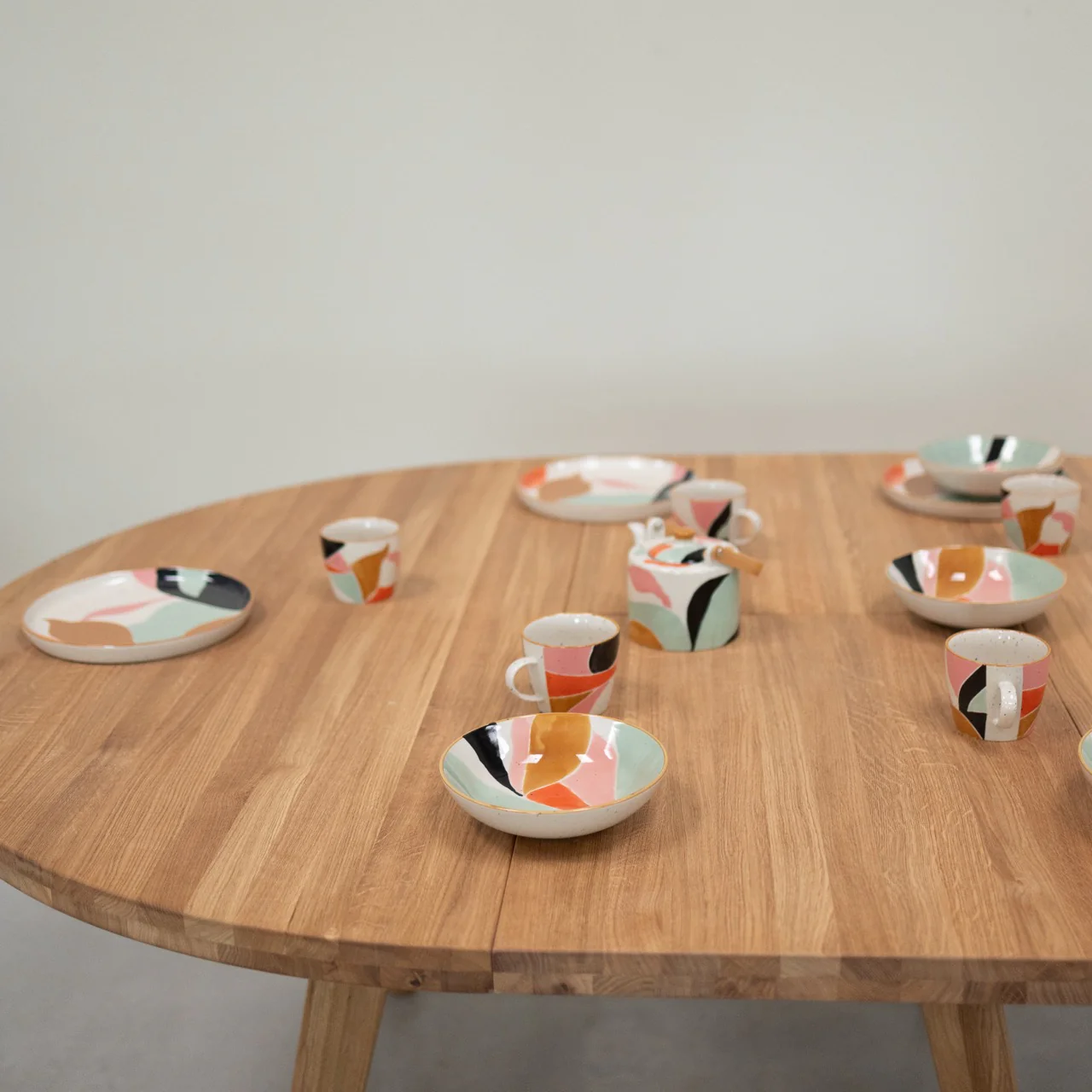Table à manger ronde extensible en bois massif de chêne Léa - VESKOR - Image 13