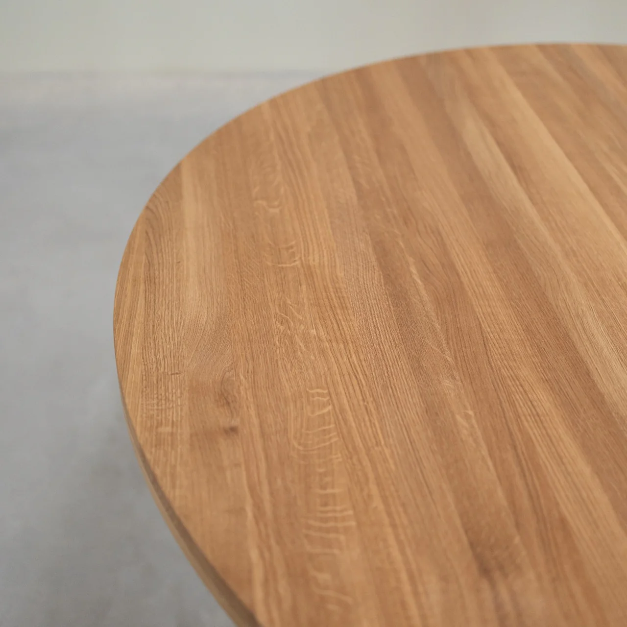 Table à manger ronde extensible en bois massif de chêne Léa - VESKOR - Image 14