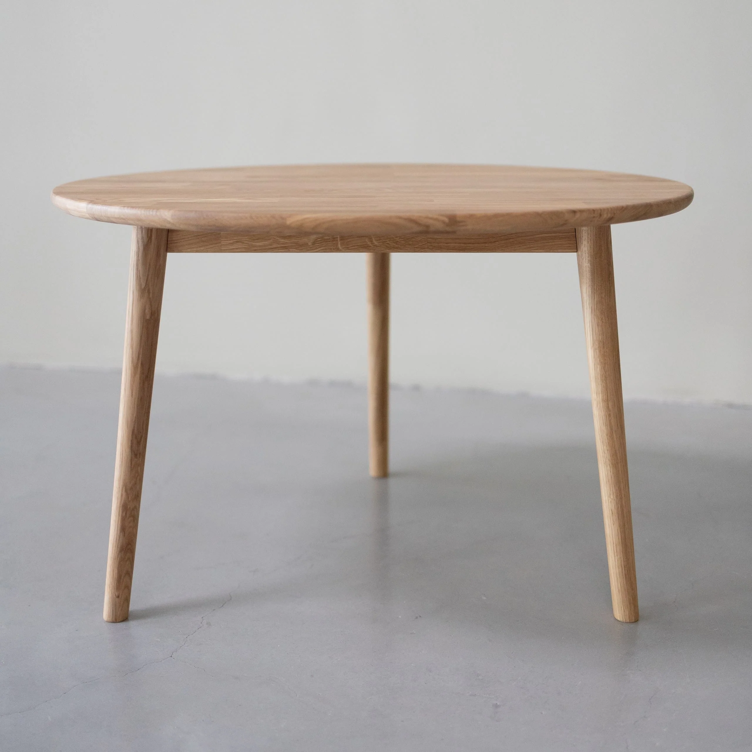 Table basse gigogne en bois massif de chêne Malmo - VESKOR - Image 8